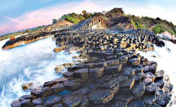 vé máy bay đi tuy hòa